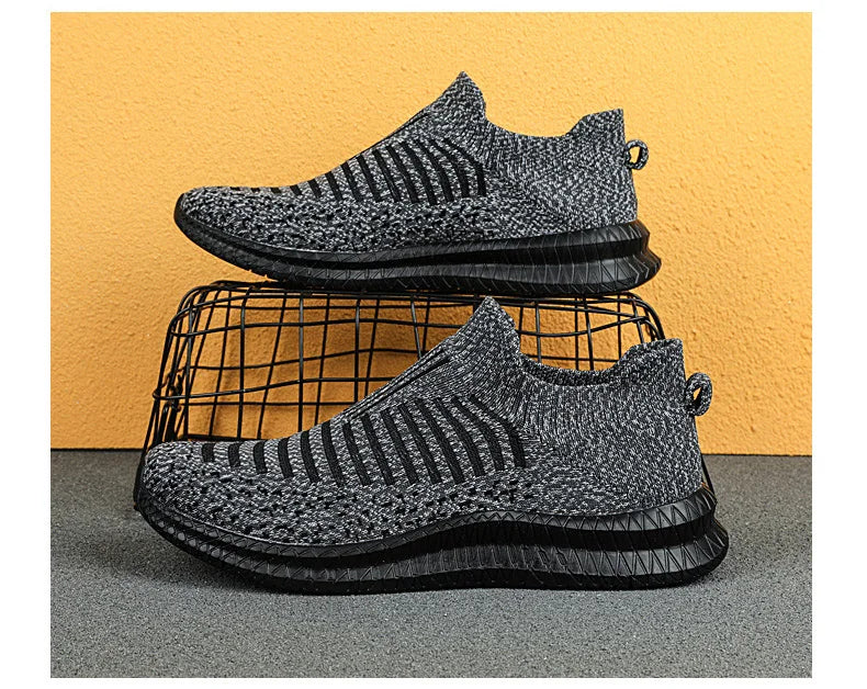 Men Shoes Breathable Men's Sneakers Comfortable Running Shoes Tenis Outdoor Slip On Walking Sneakers Sock Jogging Shoes