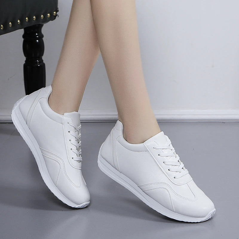 White Leather Sneakers Sports Vulcanized Shoes Comfortable Spring Sneakers Casual Shoes Fashion School Tennis