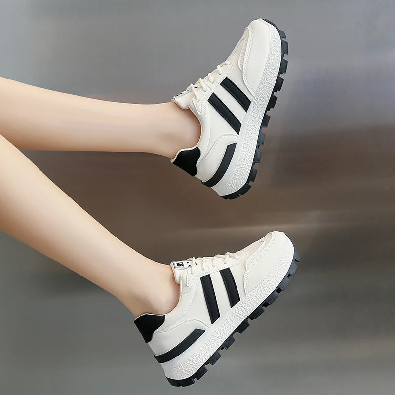 Sneakers Shoes Women 2024 Autumn New Vintage Versatile Casual Lightweight Thick Sole Dad's Shoes Platform Shoes