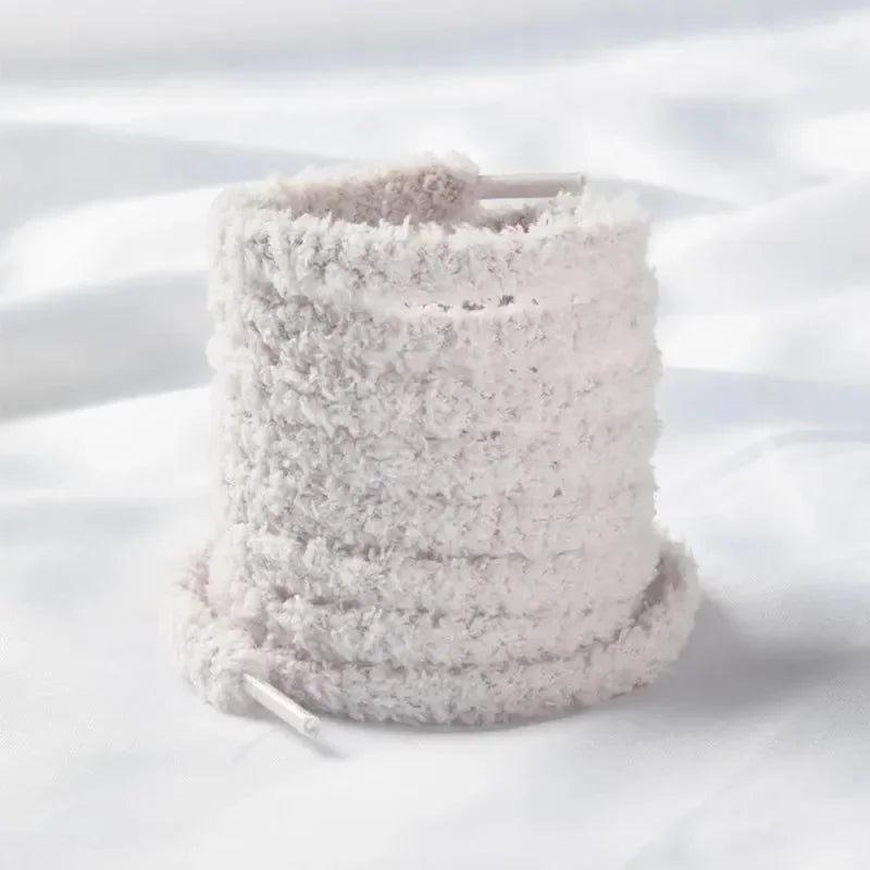 1Pairs Winter Autmn New Cute Wide Flat Plush Soft Pink White Black Shoelaces 120cm Women Men Shoes Laces Sneakers Accessories