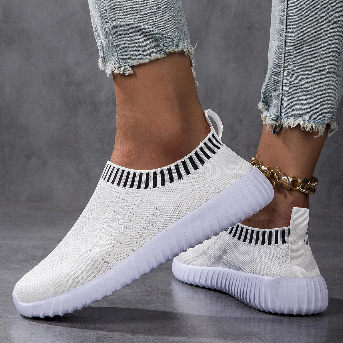 Women's Breathable Knit Sneakers, Casual Lace Up Outdoor Shoes, Lightweight Mesh Low Top Shoes